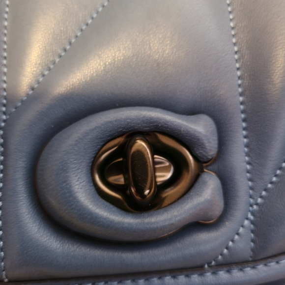 💰SOLD💰Coach Pillow Madison Shoulder Bag With Quilting Style C8560 - Picture 8 of 14